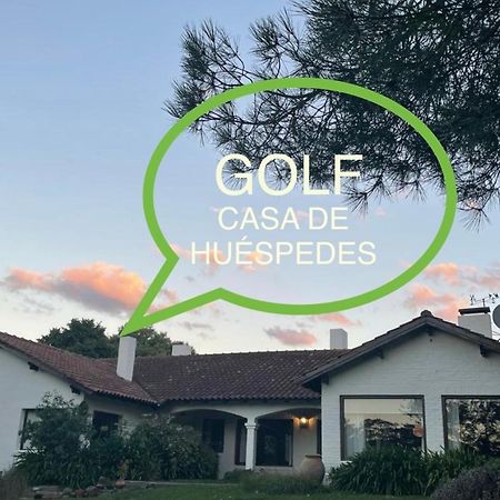 Golf - Casa De Huespedes Villa Tandil Luaran gambar